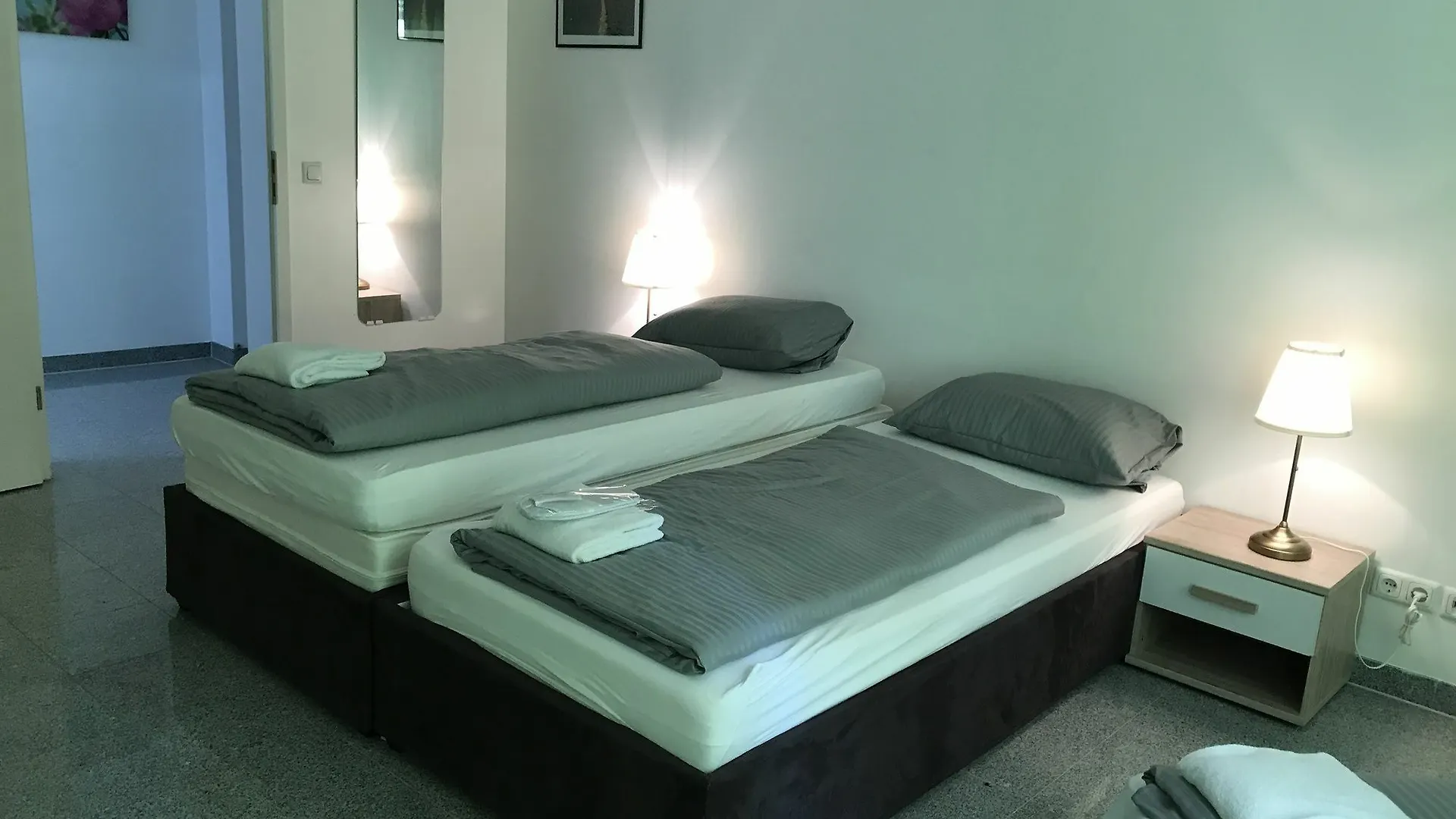 Apartment Ferienwohnung Kn Kahtan Boarding House München