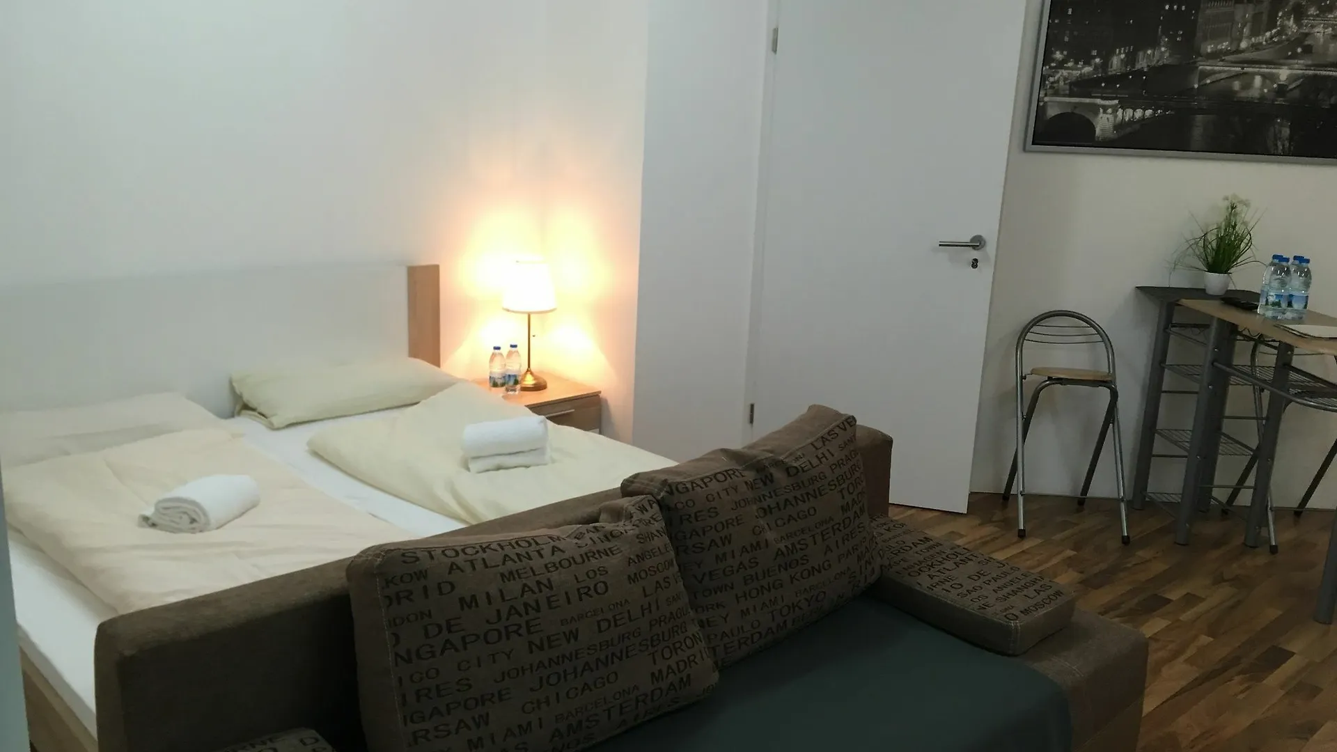 Ferienwohnung Kn Kahtan Boarding House München