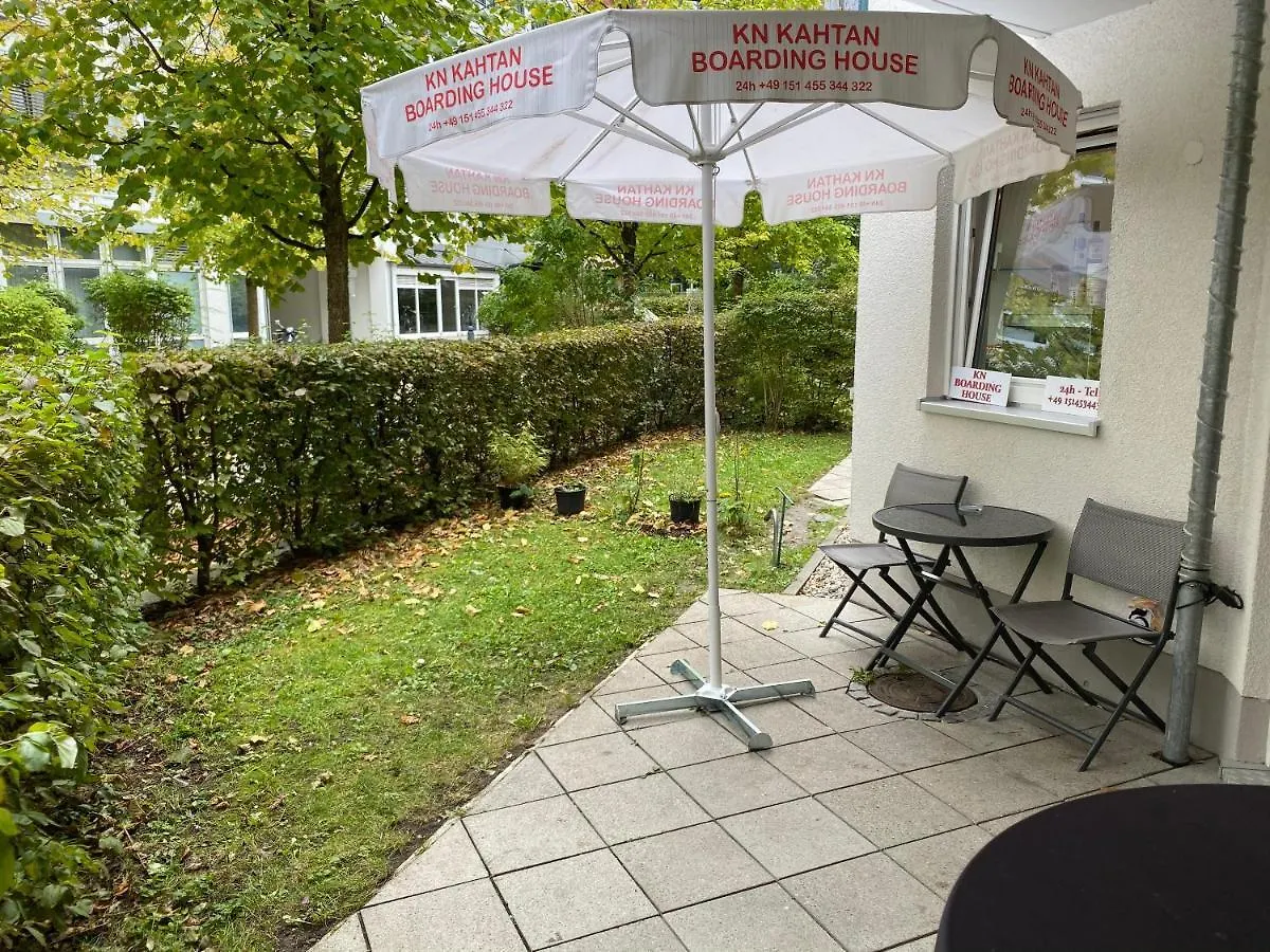 Ferienwohnung Kn Kahtan Boarding House München