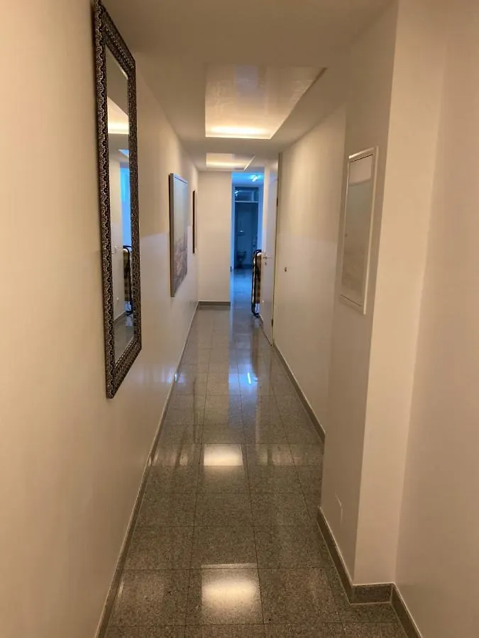 Apartment Ferienwohnung Kn Kahtan Boarding House München Deutschland