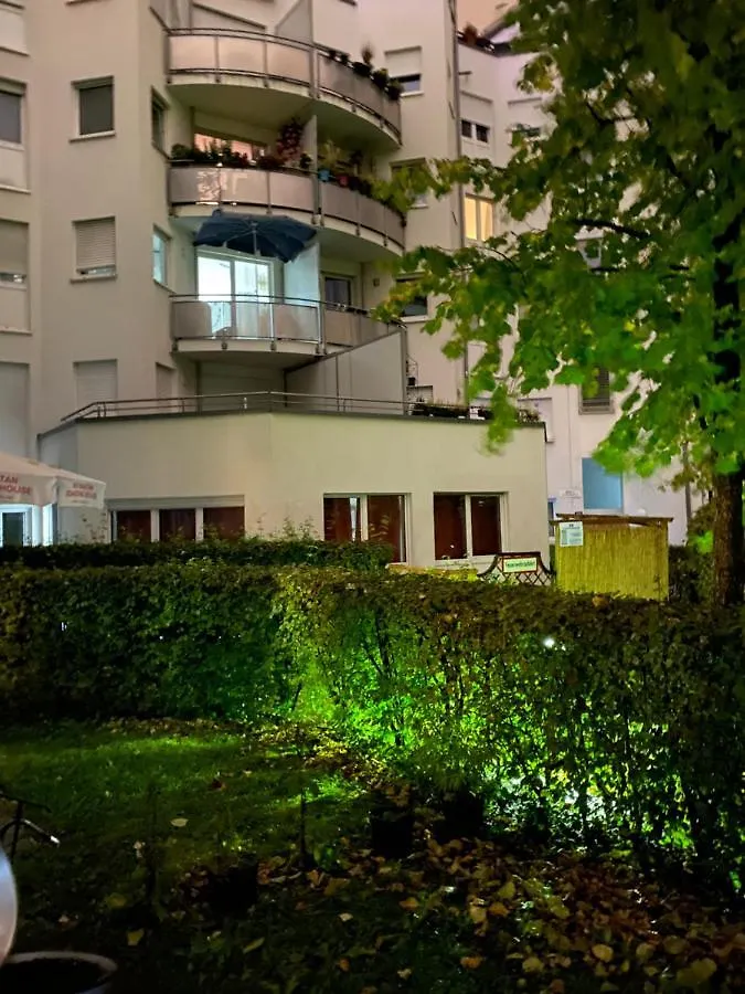 Ferienwohnung Kn Kahtan Boarding House München 0*,